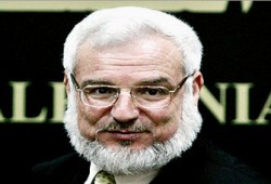 غارات صهيونية على غزة وتدهور صحة الدويك وإغلاق معبر رفح