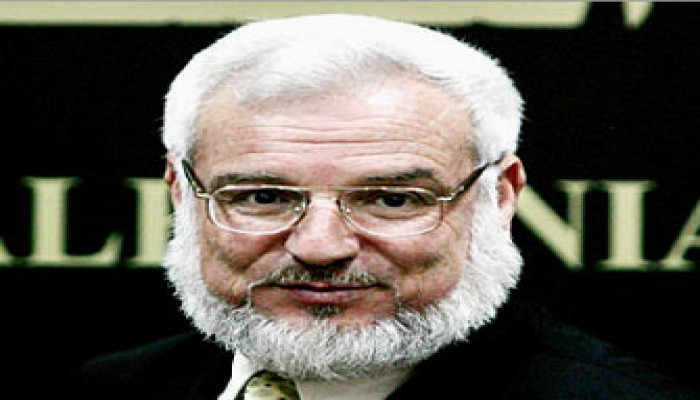 غارات صهيونية على غزة وتدهور صحة الدويك وإغلاق معبر رفح