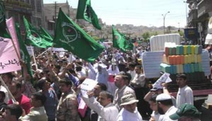 المحامون الأردنيون يتعهدون بتقديم بوش وأولمرت إلى محكمة دولية