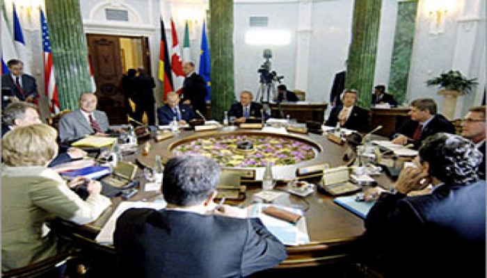 مقررات قمة الثماني.. هل فقد الكيان الصهيوني غطاءه الدولي؟!