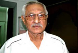 محمود حسن إسماعيل (وقفة نقدية مع شعره وفلسطينياته)