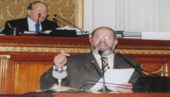 طلبات إحاطة لعليوة عن الخدمات الطبية بكوم السمن والصرف بالقلج