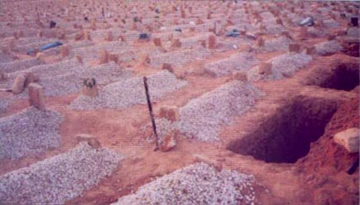 حكم بناء المقابر من دورين