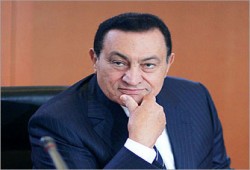 الصحافة تنتقد "خنق" مبارك للديمقراطية وصعود الإسلاميين بالمنطقة
