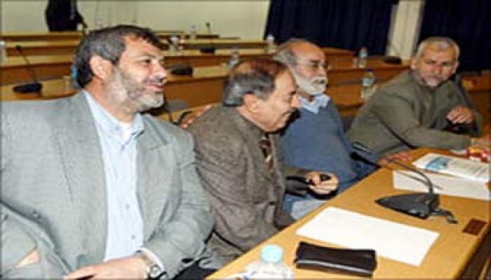 خمس فصائل فلسطينية ترفض الاستفتاء وتؤكد تمسكها بالحوار