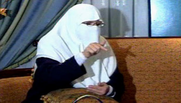 زوجة الرنتيسي.. امرأة بألف رجل .. في حوار شامل