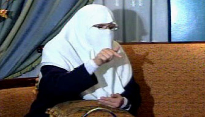زوجة الرنتيسي.. امرأة بألف رجل .. في حوار شامل