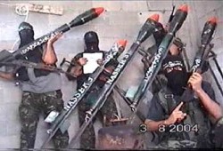 المقاومة الفلسطينية تستخدم الكاتيوشا لأول مرة وتآكل المقاطعة الغربية