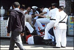 وسائل الإعلام العالمية تبرز عنف الأمن المصري