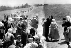 فلسطينيو العراق بين خيارين.. "القتل" أو "القتل"!