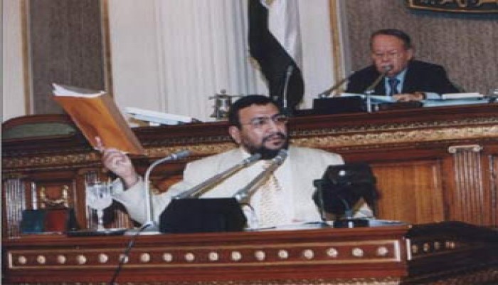 الشاعر يكشف استيلاء شركة جنوب الوادي على شمال الوادي