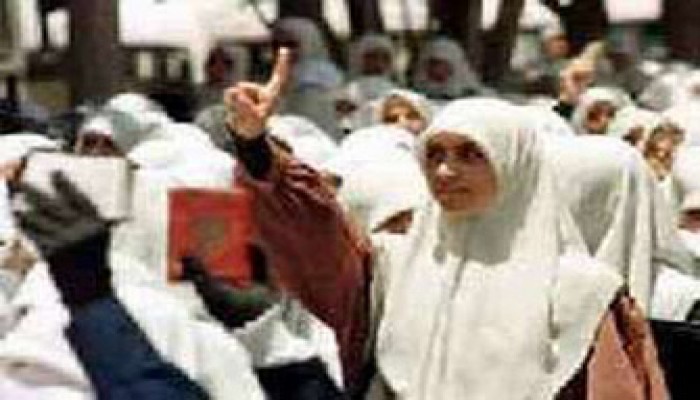 السفور.. المؤامرة على المرأة المسلمة