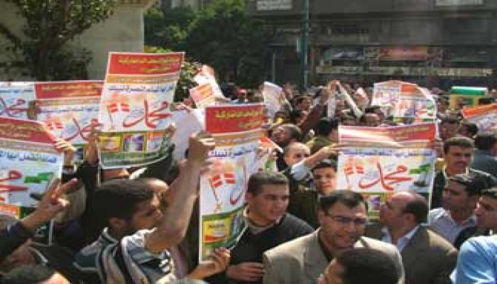 أزمة الرسوم وإيرفينج.. وهم حرية التعبير في أوروبا