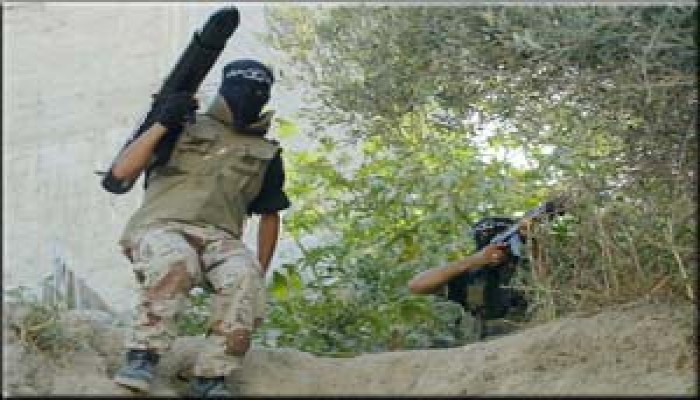 قصف مغتصبات صهيونية والجهاد ترفض اعتقال السلطة لناشطيها