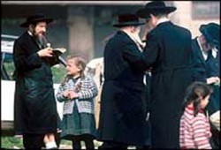 الإعلام الصهيوني: أخطبوط اللعب بالعقول