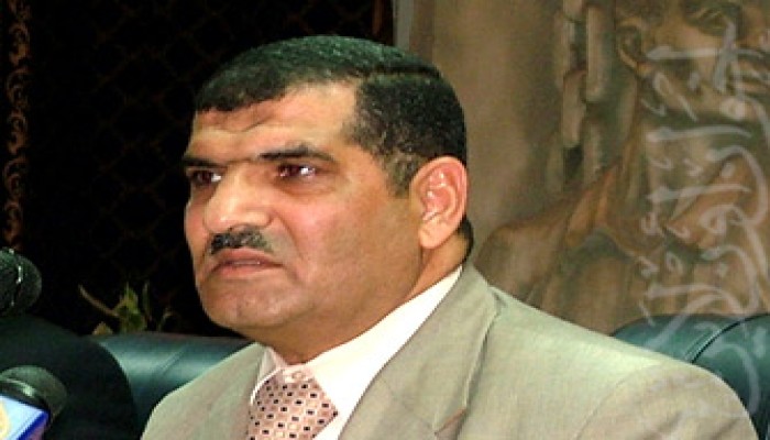 خليفة يتهم الحكومة بالمسئولية عن انتشار الأمراض السرطانية