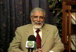 د. محمود عزت يقدم "شهادة على طريق الدعوة"