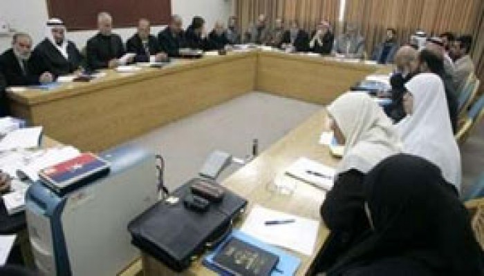 الجلسة الأولى للبرلمان الفلسطيني اليوم وسط ضغوط أمريكية وصهيونية