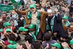 حماس: تصريحات رايس تدخلٌ وقِح في الشئون الفلسطينية