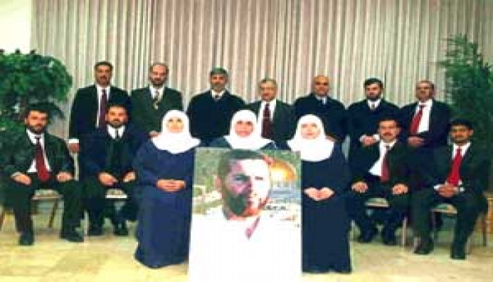 عناصر من "فتح" تُهدد باستهداف أنصار حماس