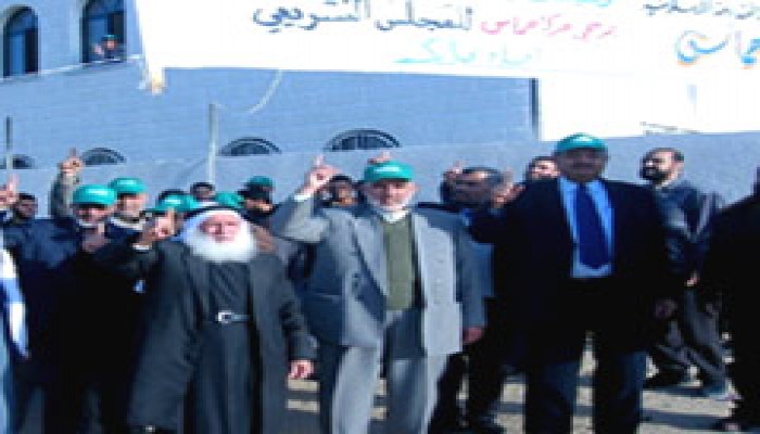 الصهاينة يعتقلون مسئول الحملة الانتخابية لحماس