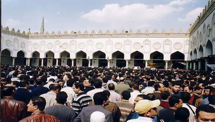 شبابُنا.. انْفعال أمِ التزام؟!