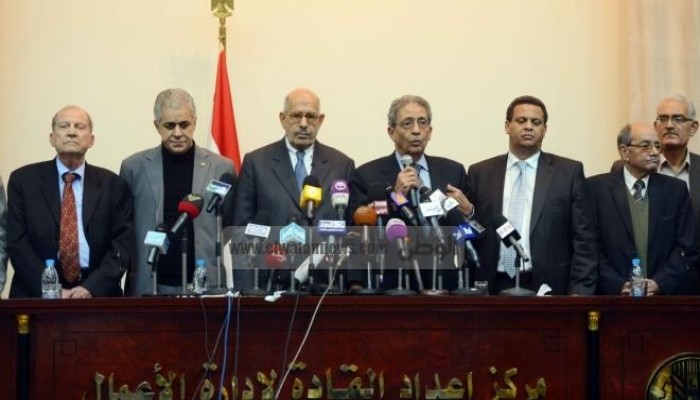 "7" خطايا تكشف دور حكومة "جبهة الإنقاذ" العلمانية في رعاية مذابح العسكر وعودة الاستبداد