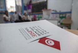 نتائج غير رسمية.. قيس والقروي بجولة الإعادة في "رئاسة" تونس