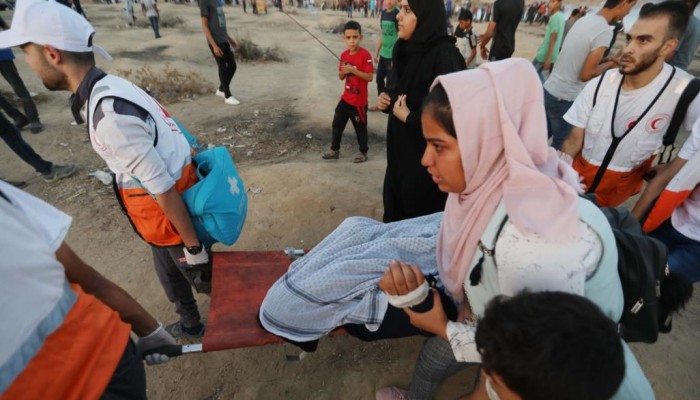 استشهاد فلسطيني وإصابة العشرات في جمعة "انتفاضة الأقصى والأسرى"