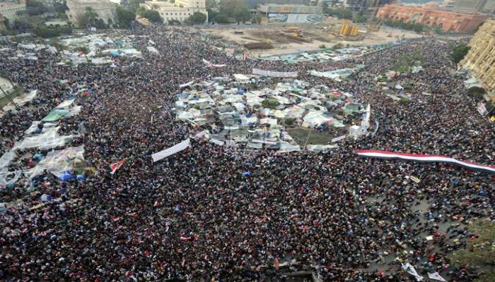 "مودرن دبلوماسي": 25 يناير ثورة جديدة للمصريين ضد نظام العسكر