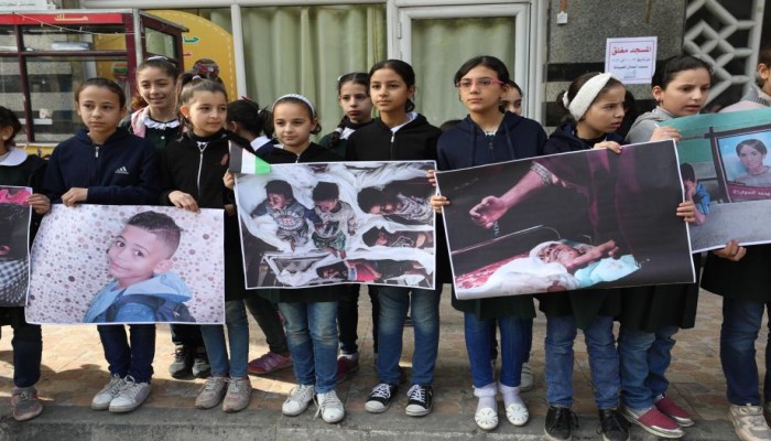 هنية: البناء والتحرير يسيران بالتوازي.. وأطفال غزة يرفعون صور الشهداء