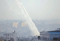 إذاعة الاحتلال: 2600 قذيفة صاروخية أطلقت من غزة خلال العامين الأخيرين