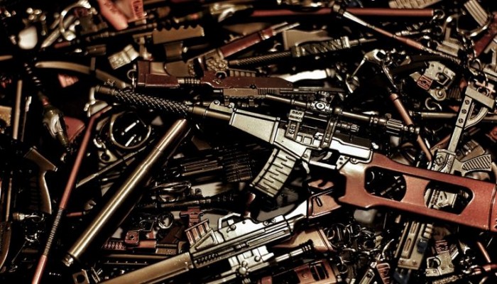 دراسة تحذر: الأسلحة الترفيهية للأطفال قد تكون قاتلة