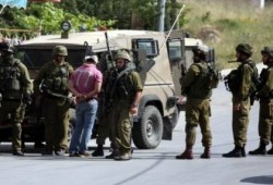 اعتقال 10 مواطنين بالضفة.. وتقرير يوثق قتل 43 فلسطينيًّا نوفمبر الماضي