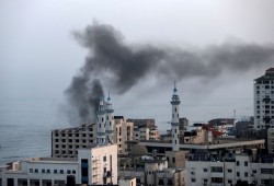 غارات صهيونية على مواقع للمقاومة بغزة فجر اليوم