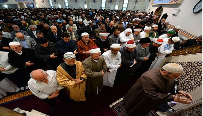 (أمة واحدة) الإسلام في أستراليا.. الأذان وصل قبل الصليب!