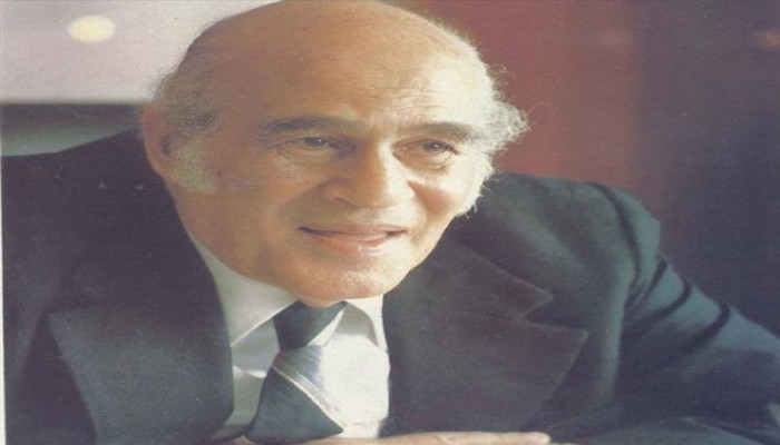 الكاتب الصحفي الكبير مصطفى أمين: الإخوان ينبذون العنف والتكفير