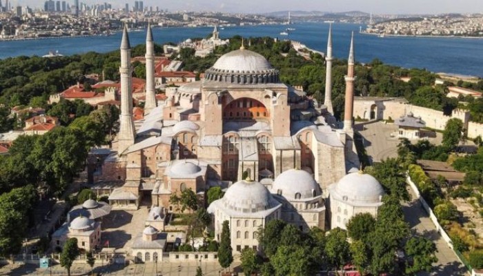 جمعيات دينية في إندونيسيا وباكستان تشيد بقرار إعادة آيا صوفيا إلى مسجد