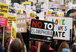 "التايمز": الشرطة البريطانية تبحث منع استخدام عبارة "الإرهاب الإسلامي"