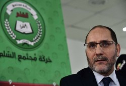 " حمس" الجزائرية: دخول الجيش المصري في ليبيا مشروع صهيوني