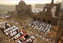 رئيس الهند يحضر احتفالات بتأسيس معبد هندوسي أقيم على مسجد دُمّر سنة 1992