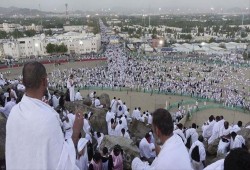 خطبة "عرفات" تدعو لصيانة الدماء ومنع تأجيج الصراعات