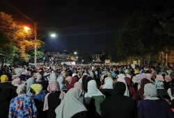 بعد عمان والكرك.. تظاهرة ليلية حاشدة في إربد تضامنا مع نقابة المعلمين