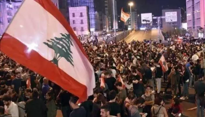 بيروت.. احتجاجات "يوم الحساب" ترفع "سقف الغضب"