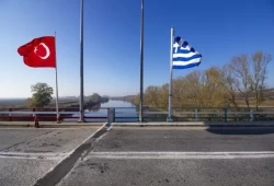 الربيع العربي.. #المسلمون_بجانب_تركيا يتصدر في مصر والانقلاب يحشد لمسرحيته العجائز وحفتر يرقّي أبناءه