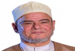 وفاة أستاذ التفسير والقراءات شكري نورالدين.. مطاردا في غربته