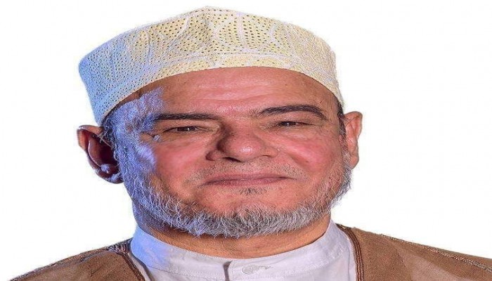 وفاة أستاذ التفسير والقراءات شكري نورالدين.. مطاردا في غربته