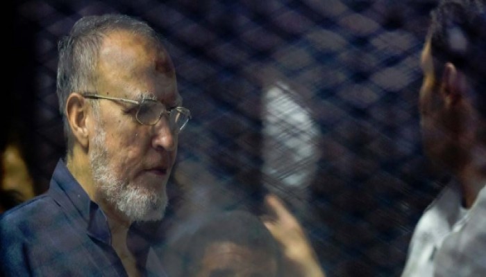 "العقرب" يشدد لمنع تفاصيل مقتل "العريان".. وتحذيرات من مصير "منير" باعتقال صحفيين أحدهما مصاب بكورونا