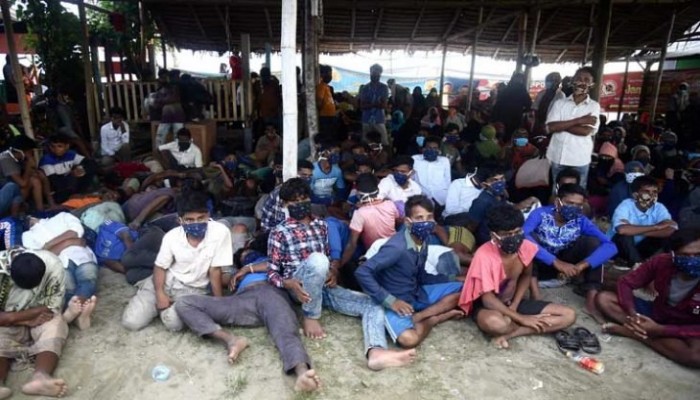 إندونيسيا تعثر على 300 من مسلمي الروهينجيا على شاطئ إقليم أتشيه