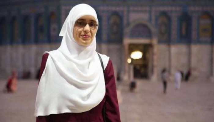 اعتقال المقدسية هنادي الحلواني بعد إبعادها لأسابيع عن "الأقصى"